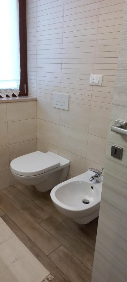 La Casa Di Carla Apartment เปสการา ภายนอก รูปภาพ